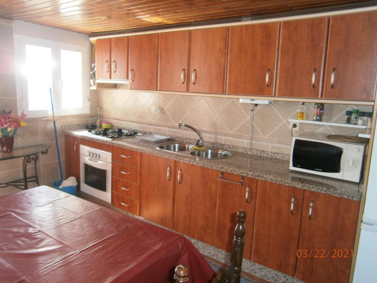 Chez Rose Et Patrick Apartment Policar Екстериор снимка